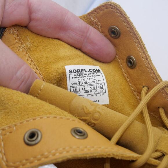 NEW Sorel Women's 6.5 Hi Line Lace Boots Shoes Brown Geo Yellow Tried On - Picture 8 of 8